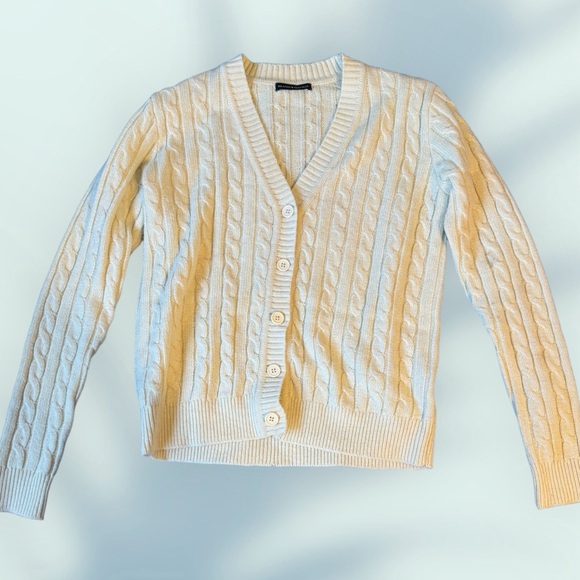 Gorgeous Knit Sweater From Brandy Melville - Picture 1 of 3